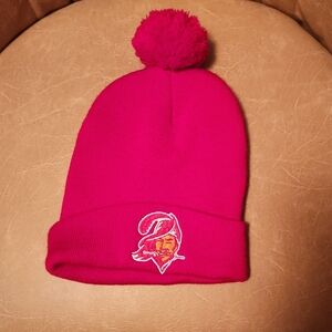 Tampa Bay Buccaneers Red Beanie Hat Buccaneer Logo